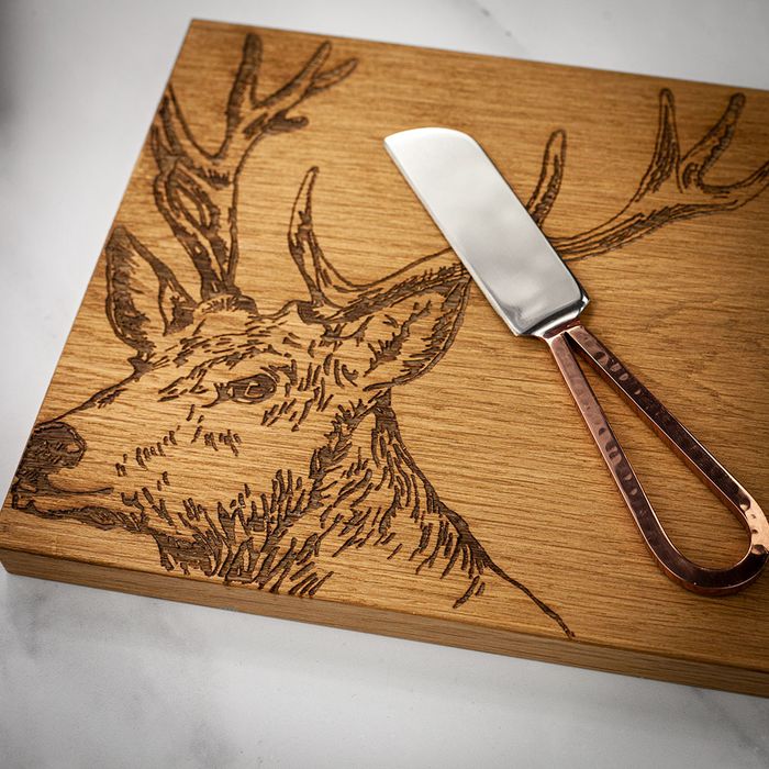 Selbrae House Stag Oak Cheese Board & Knife Set main product photo