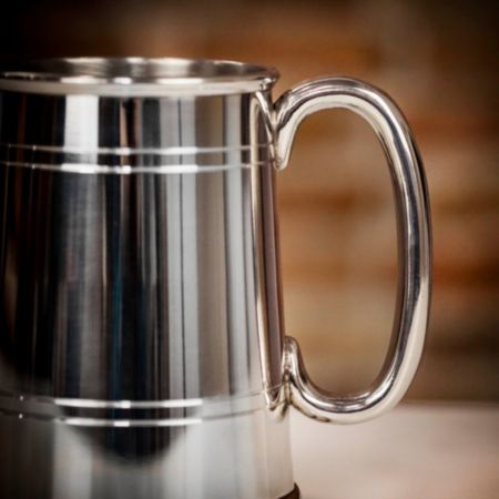 English Pewter Co Pewter Round Handle Tankard - 1 Pint