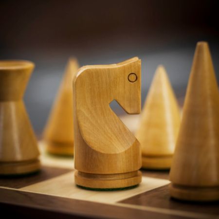 Manopoulos Modern Acacia Wood Chess Pieces in Gift Box - Medium
