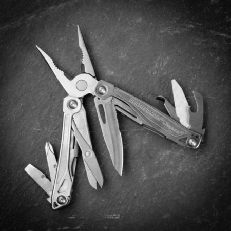 Leatherman Wingman Multi-Tool - Leather Sheath Gift Set