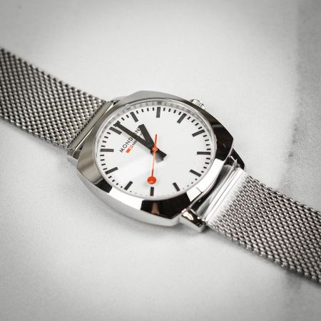 Mondaine Petit Cushion - White Dial / Stainless Steel Strap / 31mm