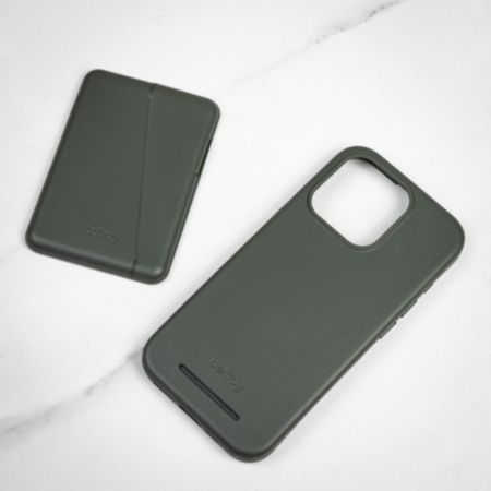 Bellroy iPhone 15 Pro Premium Leather Case + MOD Wallet