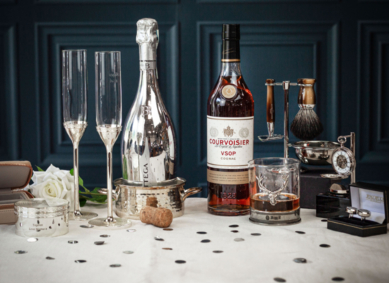 Wedding Gifts for Him: The Groom and Groomsmen